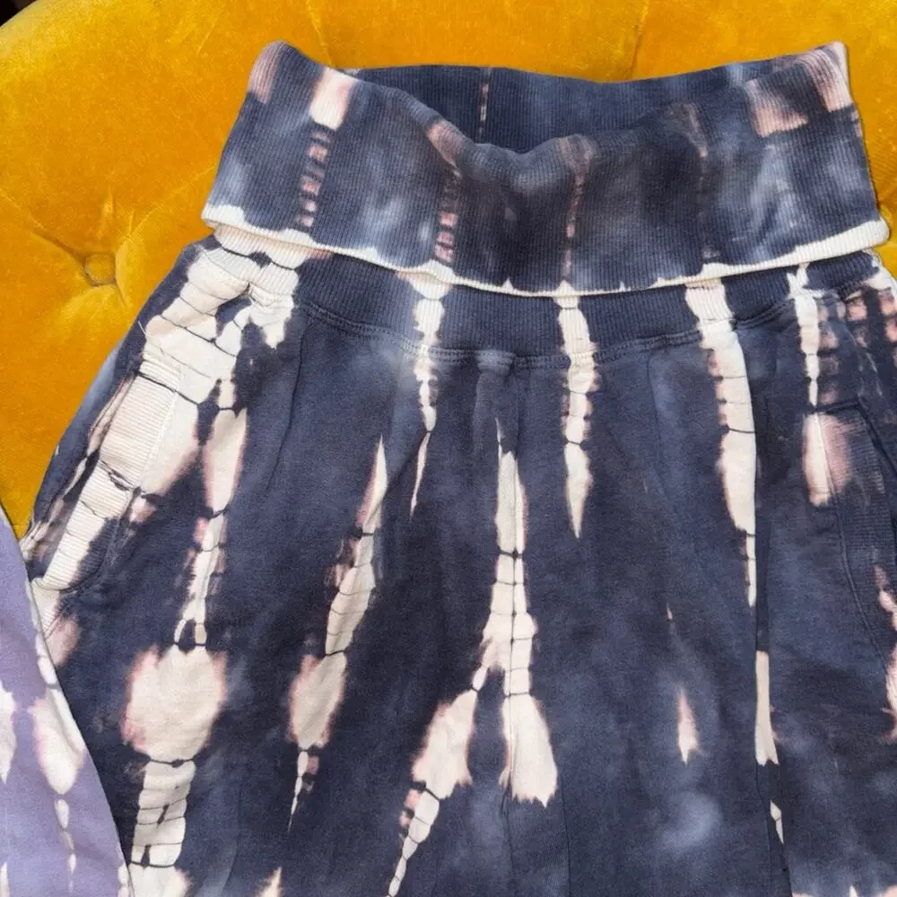 Young Fabulous & Broke Tie Dye Jogger Pants Size Medium Blue Purple Lounge